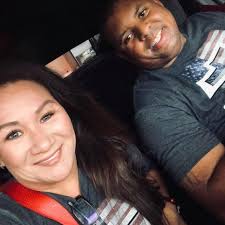 Fill out your official #TournamentOfChampions bracket and tell us who YOU  think is gonna win the belt this year! 🔥 Visit  FoodNetwork.com/TOCBracketChallenge to get started.