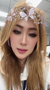 Evelyn Pham's Instagram, Twitter & Facebook