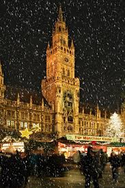 Munchner Christkindlmarkt Am Marienplatz Munich Bavaria Bayern Christkindlmarkte Reisen Deutschland Weihnachten In Deutschland