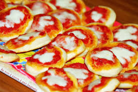 Torno di nuovo in punta di piedi (sembra. Pizzette Da Buffet Con Lievito Madre