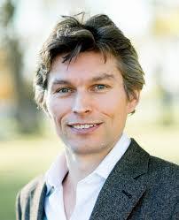 Dan Dierking's Instagram, Twitter & Facebook