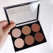Sen Dunyanin En Ucuz En Guzel Ve En Buyuk Kontur Paleti Olabilirsin H M Den Aldigim Bu Paletin Fiyati 19 90 Tl Sakaa Gibii Pigmen Makeup Eyeshadow Beauty