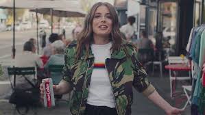 Who S In The Diet Coke Super Bowl Commercials Gillian Jacobs More Star In The Ads