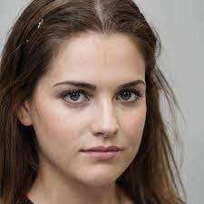 Katrina Winger's Instagram, Twitter & Facebook