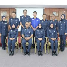 The royal malaysian customs department (malay: Persatuan Pegawai Kanan Kastam Malaysia Cawangan Terengganu Home Facebook
