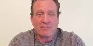 Jeremy Roenick puts down Alex Ovechkin to praise Steven Stamkos: Stammer  'makes other players better around him'