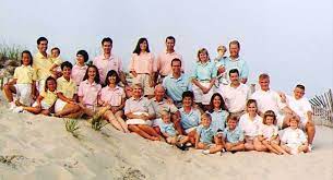 Pin By Shelia Kelly On Beach Trip 2014 Family Beach Pictures Beach Family Photos Family Reunion Photos