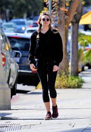 January 28, 2020 by don braun |leave a comment. Elizabeth Olsen In Leggings La 03 11 2020 Celebmafia