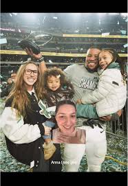 Discover Anna Congdon's Unique Wag Style Game