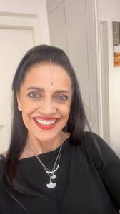 🔹 Sebastian Sturm Laura