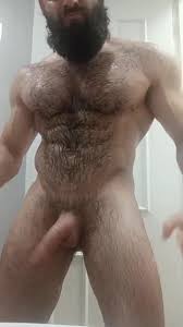 Wet hairy muscle - ThisVid.com