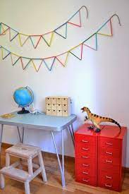 あなたはどこに飾る かわいい ガーランド を手作りしちゃおう キナリノ ガーランド ストロー 工作 装飾