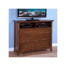 We offer you a quality bedroom furniture selection that includes beds, nightstands, dressers, chests, media chests, bedroom benches and armoires. 00 100 078 New Classic Furniture Logan Bedroom Media Console