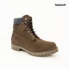 All genuine timberland boots come in a sturdy box made from recycled materials with the brand's name and logo on it as well as a label with detailed information about the size, style, color, and footprint of the shoes. Timberland 6inch Premium Dark Brown Mens 10001 Issimo Shoes