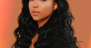 Grace Carey-Hill releases a lovely pop tune, entitled, “Kids' Table”