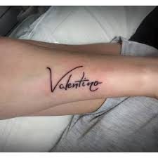 Most often, these are shapes or animals that are attractive to human eyes and are. Tattoo Name On Hand Tattoo
