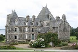 Le Chateau De Keromnes 1897 Dans Le Finistere Bretagne French Castles French Architecture Grand Homes