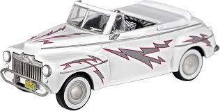 Amazon.com: Hallmark Keepsake Christmas Ornament 2022, The Car's The Star Greased  Lightning 1948 Ford Deluxe Convertible, Metal : Home & Kitchen