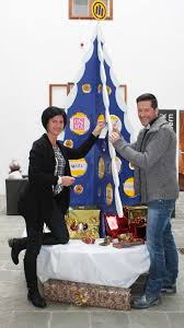 .slovenia, slovacia, luxemburg, elvetia, germania, belgia, olanda, italia, marea britanie, spania, portugalia, franta, finlanda,polonia. Blauer Baum Erfullt Weihnachtswunsche Spittal