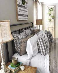 Brilliant Diy Farmhouse Home Decor Ideas On A Budget 38 Bedroomdecoratingideas Farmhouse Style Bedroom Decor Home Decor Bedroom Farmhouse Bedroom Decor
