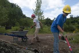Teens Aim To Open Hiking Trails Along Fort River To People With Disabilities Summer Jobs Summer Projects Hiking Trails