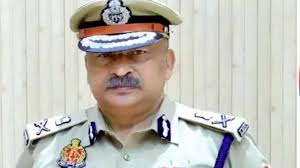 पटाखा फैक्ट्री में विस्फोट पर स्थानीय अधिकारियों की होगी जवाबदेही', DGP ने  सघन जांच के दिए आदेश - Lucknow News Crackdown on Illegal Firecracker  Factories After Explosion