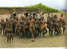 From birds of paradise to sprawling coral reefs papua new guinea will has something for any kind of adventurous traveller! Indigenous People Of New Guinea Wikipedia