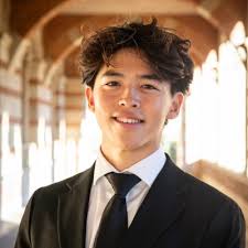 Thrilled to announce that I've been selected to attend Bain & Company's  Connecting & Resourcing Empowered Women (CREW) Program!