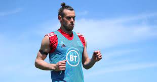 Robert page or vladimir petkovic? Wales Euro 2020 Squad Announcement Rob Page Reflects On Tough Day As He Names 26 Man Party Wales Online