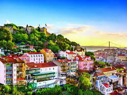 Η πορτογαλία σήμερα, με οκτώ αιώνες πλούσιας πολιτιστικής κληρονομιάς, ζει στον παλμό της ευρώπης, στον παλμό του μέλλοντος. Exoyme 5 1 Logoys Gia Na Pate Sthn Portogalia Kai Den Einai Oi Profaneis