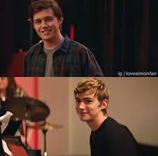 Throughout Most Of The Movie I Fr Thought That Blue Was Cal But Me And My Sister Couldn T Remember His Name So We Wer Love Simon Movie Love Simon Simon Movie