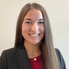 Danielle Bechard's Instagram, Twitter & Facebook