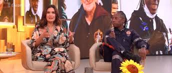 Que deus nos abençoe, ser auxiliar de enfermagem e técnico de enfermagem, é trabalhar com garra e bravura, nós fazemos tudo e ninguém valoriza o serviço de atendimento móvel de urgência (samu) presta atendimento diversos de urgência. Atitude Que Merece Destaque Durante Encontro Com Fatima Bernardes Tecnico Em Enfermagem Do Samu Df Fala Sobre Atendimento Que Viralizou Nas Redes Sindate Df