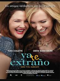 Esta pelicula tal vez no es de romance pero es una muy bella pelicula la  recomiendo mucho 🙋 Ya te extraño Sinopsis La película gira en torno a dos  mejores amigas que