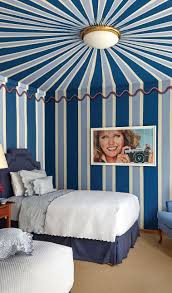 7 أفكار ديكور مختلفة لغرف النوم صغيرة المساحة انفراد