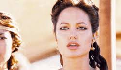 Angelina jolie is an american actress and filmmaker born on june 4, 1975. ððžð«ð¢ð¨ð ð…ðšðœðžðœð¥ðšð¢ð¦ð¬ ðŒðˆð'ð‚ ð˜¢ð˜¯ð˜¨ð˜¦ð˜­ð˜ªð˜¯ð˜¢ ð˜«ð˜°ð˜­ð˜ªð˜¦ Wattpad