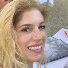 Kate Becker, LCSW, RYT