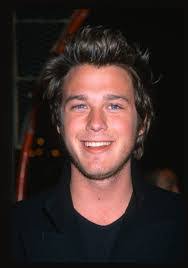 Eric Lively's Instagram, Twitter & Facebook