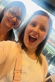 Anita Patton's Instagram, Twitter & Facebook