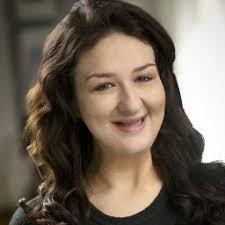 MaKayla Walker provides online therapy