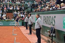 Check spelling or type a new query. Serie De L Ete Originaire De La Manche Il A Ete Juge De Ligne Lors De La Victoire De Djokovic A Roland Garros En 2016 La Presse De La Manche