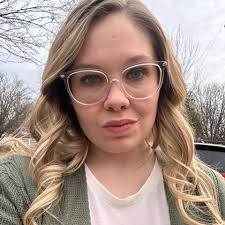 Building a safe outdoor duck enclosure with free range space