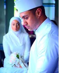 Ammar alfian aziz has not been previously engaged. Sebab Sakit Hati Isteri Ammar Alfian Terlanjur Dedah Kisah Peribadi Mingguan Wanita
