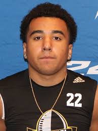 Kevin Armstead's Instagram, Twitter & Facebook