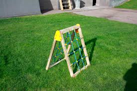 Mit den systembauteilen können sie ruck, zuck eine eigene. Klettergerust Din En 1176 Netz Kletterwand 2 Seitig Holz Netzrampe Vom Spielgerate Fachhandler