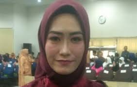 Widia Ningsih Ajak Kaum Perempuan Maknai HUT RI dengan Semangat dan  Kreativitas