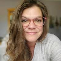 20+ "Vandewater" profiles