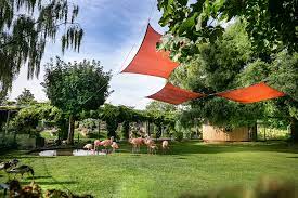 Angekommen stieg ein mitarbeiter der fa. Dehner Blumenpark Und Gartenbistro Ab Sofort Wieder Geoffnet Rain Donau Ries Aktuell