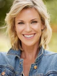 Carrie Darnell's Instagram, Twitter & Facebook