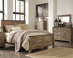 From opulent tufting to the whitewashed look of shiplap, you're sure to find the right bedroom set that speaks to your personal tastes. Ashley Trinell Queen Rent To Own Bedroom Sets A Rentals